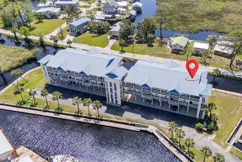 54 910th Ave, Suwannee, FL 32692