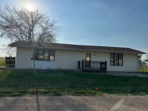 1773 C Avenue, Knoxville, IA 50138