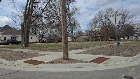 232 Webster Street, Waterloo, IA 50703