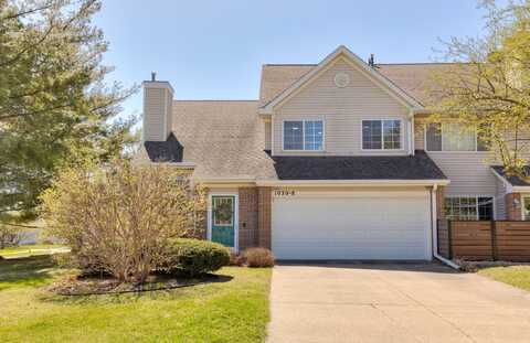 1030 68th Street, West Des Moines, IA 50266