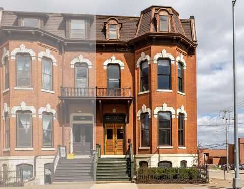 1100 Main, Dubuque, IA 52001
