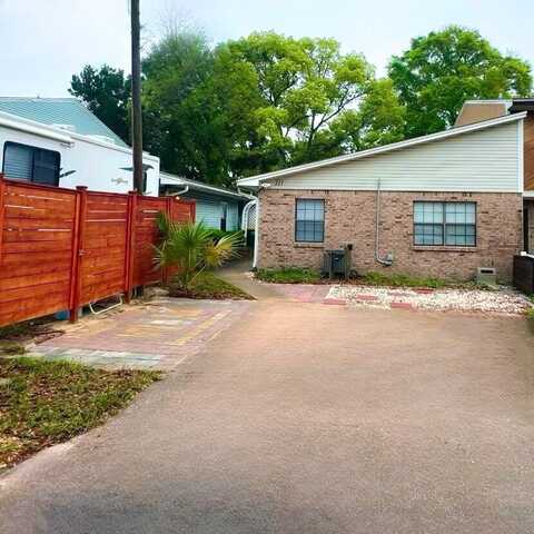 321 Woodham Court, Fort Walton Beach, FL 32547