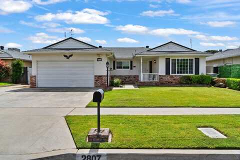 2807 San Gabriel Avenue W, Fresno, CA 93705