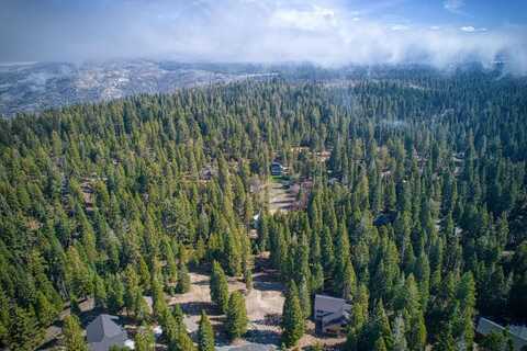 32 Mountain Heather, Shaver Lake, CA 93664