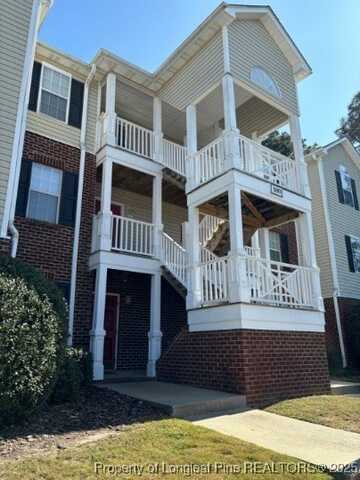 380 Bubble creek Court unit: 7, Fayetteville, NC 28311