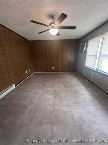 1047 Rulnick Street, Fayetteville, NC 28304