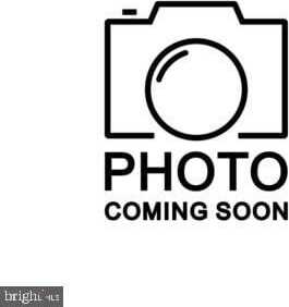 220 BAKERS BASIN ROAD, TRENTON, NJ 08648