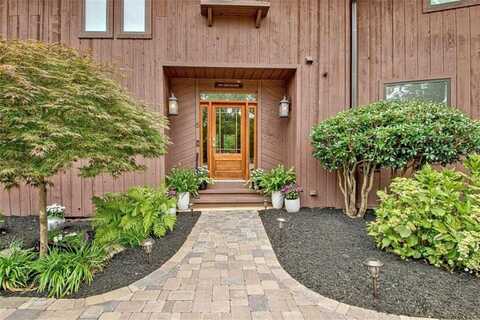 5 Northlake Circle, Peachtree City, GA 30269