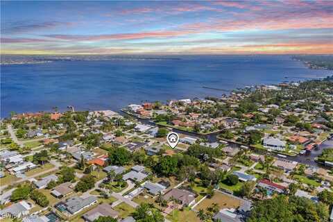 572 Bayside Drive, Fort Myers, FL 33919