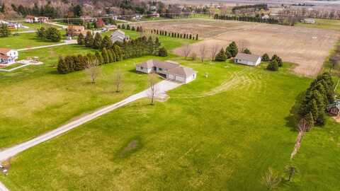 159 S 200 W, Valparaiso, IN 46385