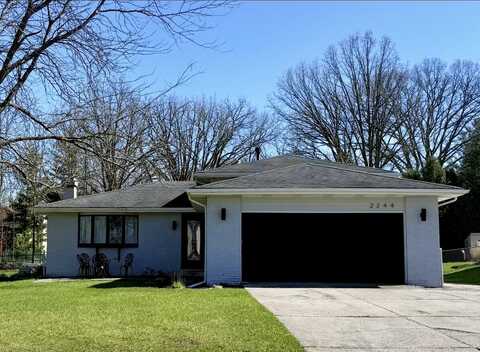 2244 Coldspring Road, Crown Point, IN 46307