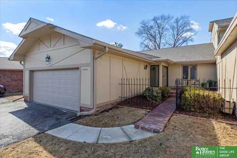 6024 Oakcrest Plaza, Omaha, NE 68137