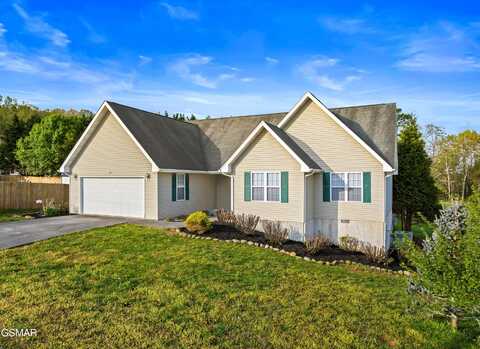 749 Harvest Meadows Drive, Kodak, TN 37764