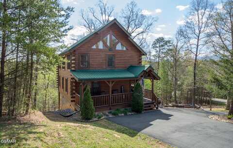 1420 Zachary Thomas Lane, Pigeon Forge, TN 37876