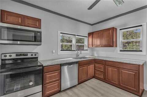 546 S Crescent Avenue, Independence, MO 64053