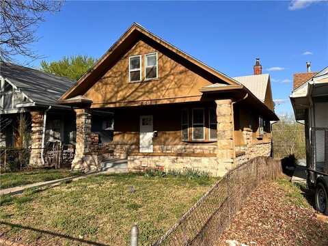 2519 College Avenue, Kansas City, MO 64127