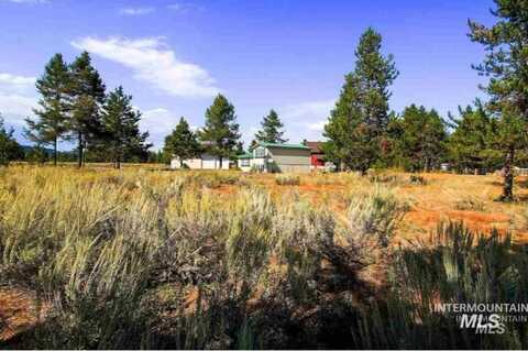 200 Wisdom Rd, McCall, ID 83638