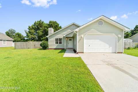 443 Dion Drive, Hubert, NC 28539