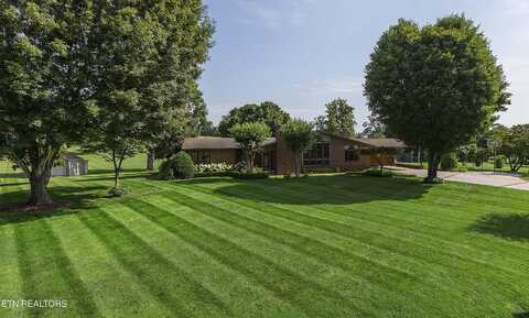 212 Douglas Ave, Sweetwater, TN 37874