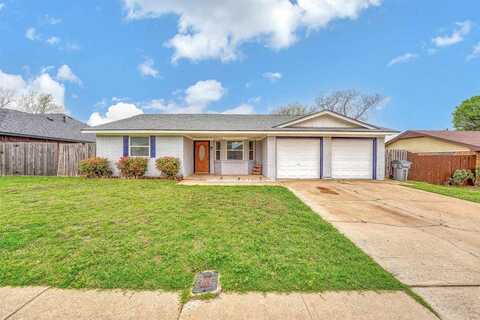 2308 NW Nottingham Rd, Lawton, OK 73505