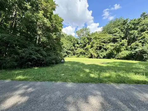 AUBURN, Memphis, TN 38116