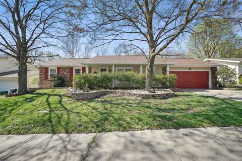 3301 Lightfoot Drive, Saint Charles, MO 63301