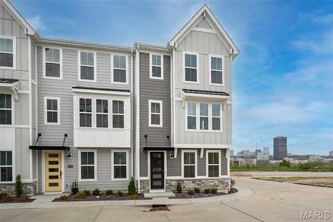 8904 Gateway Circle, Richmond Heights, MO 63144
