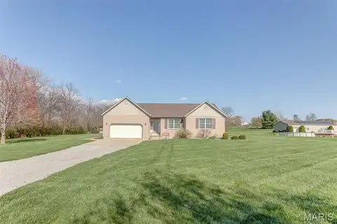 2478 Motel Road, Highland, IL 62249