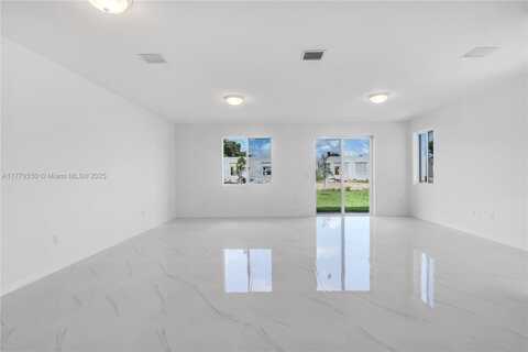 28828 SW 162nd Ave, Homestead, FL 33033