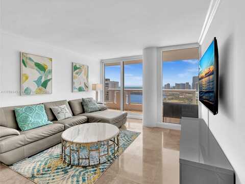 1717 N Bayshore Dr, Miami, FL 33132