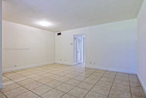 270 Layne Blvd, Hallandale Beach, FL 33009