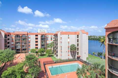 5199 NW 7th St, Miami, FL 33126