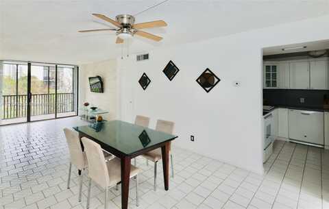 3475 N Country Club Dr, Aventura, FL 33180