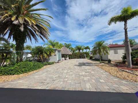 601 SW 42nd Cove #35, Okeechobee, FL 34974
