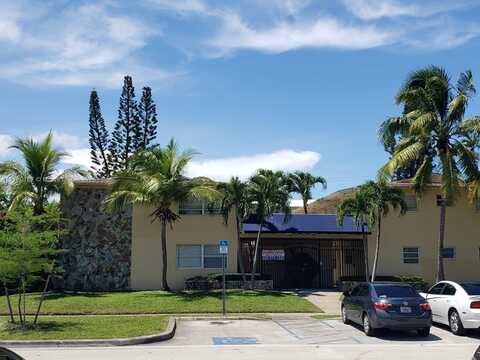2121 NE 168th St, North Miami Beach, FL 33162