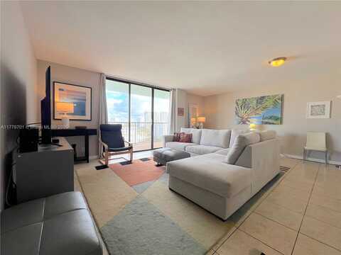 1800 Collins Ave, Miami Beach, FL 33139