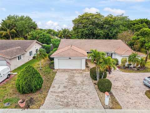 3820 Coral Springs Dr, Coral Springs, FL 33065