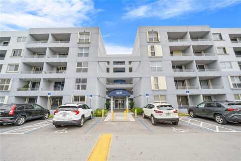 8231 NW 8th St, Miami, FL 33126