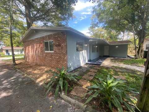 4290 NW 21st Ave, Oakland Park, FL 33309