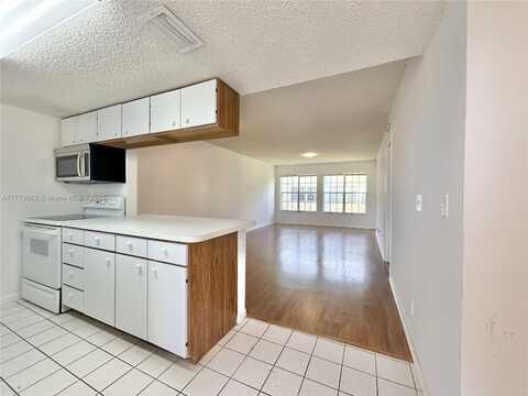 6331 La Costa Dr, Boca Raton, FL 33433