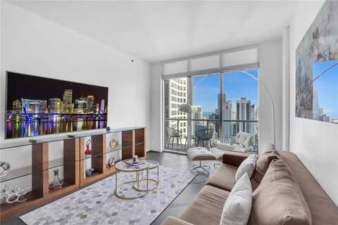 55 SE 6th St, Miami, FL 33131