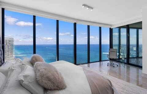 18555 Collins Ave, Sunny Isles Beach, FL 33160