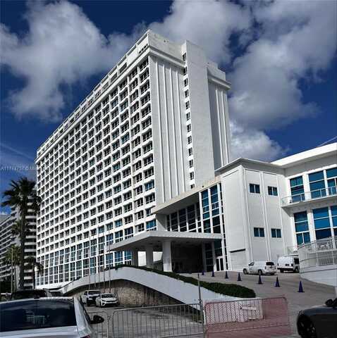 5445 Collins Ave, Miami Beach, FL 33140