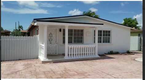 3050 NW 52nd St, Miami, FL 33142
