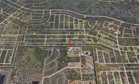 469 Willowbrook Dr, Lehigh Acres, FL 33972