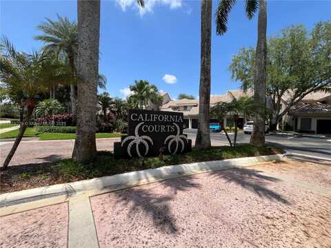 16312 Malibu Dr, Weston, FL 33326