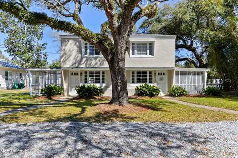 113/115 Bay View Court, Bay Saint Louis, MS 39520