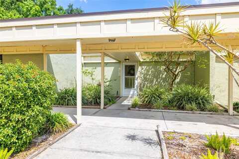 13512 PALMWOOD LANE, TAMPA, FL 33618