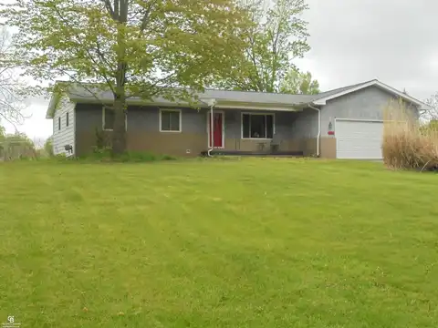 3188 Millville, Lapeer, MI 48446