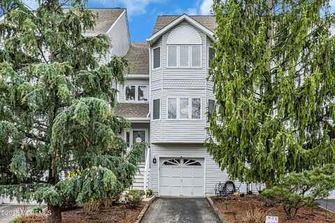 392 Begonia Court, Toms River, NJ 08753